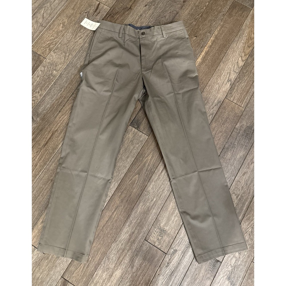 Dockers Signature Khaki Pants Mens 34x32 Olive Classic Fit Lux Cotton Stretch